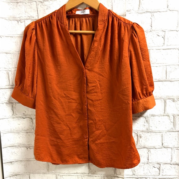 Suzy Shier Tops - Suzy Shier Rust Orange Button-Front Puff Sleeve Blouse
